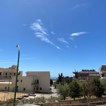 La Casa Di Zia Nini Apartment Villaggio Pirandello ภายนอก รูปภาพ