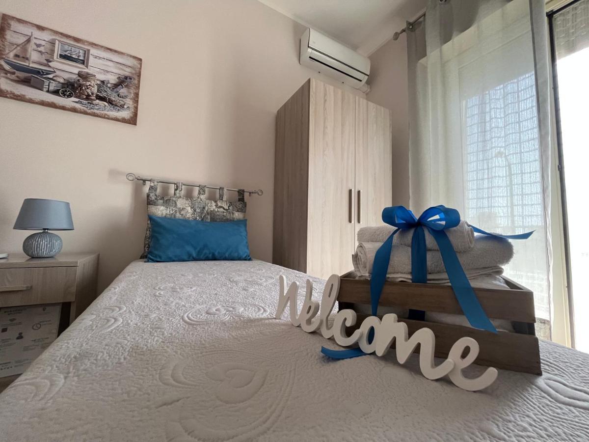 La Casa Di Zia Nini Apartment Villaggio Pirandello ภายนอก รูปภาพ